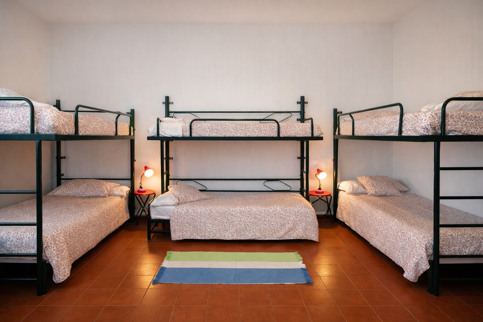 Habitación del Edificio Principal, planta de arriba, con baño